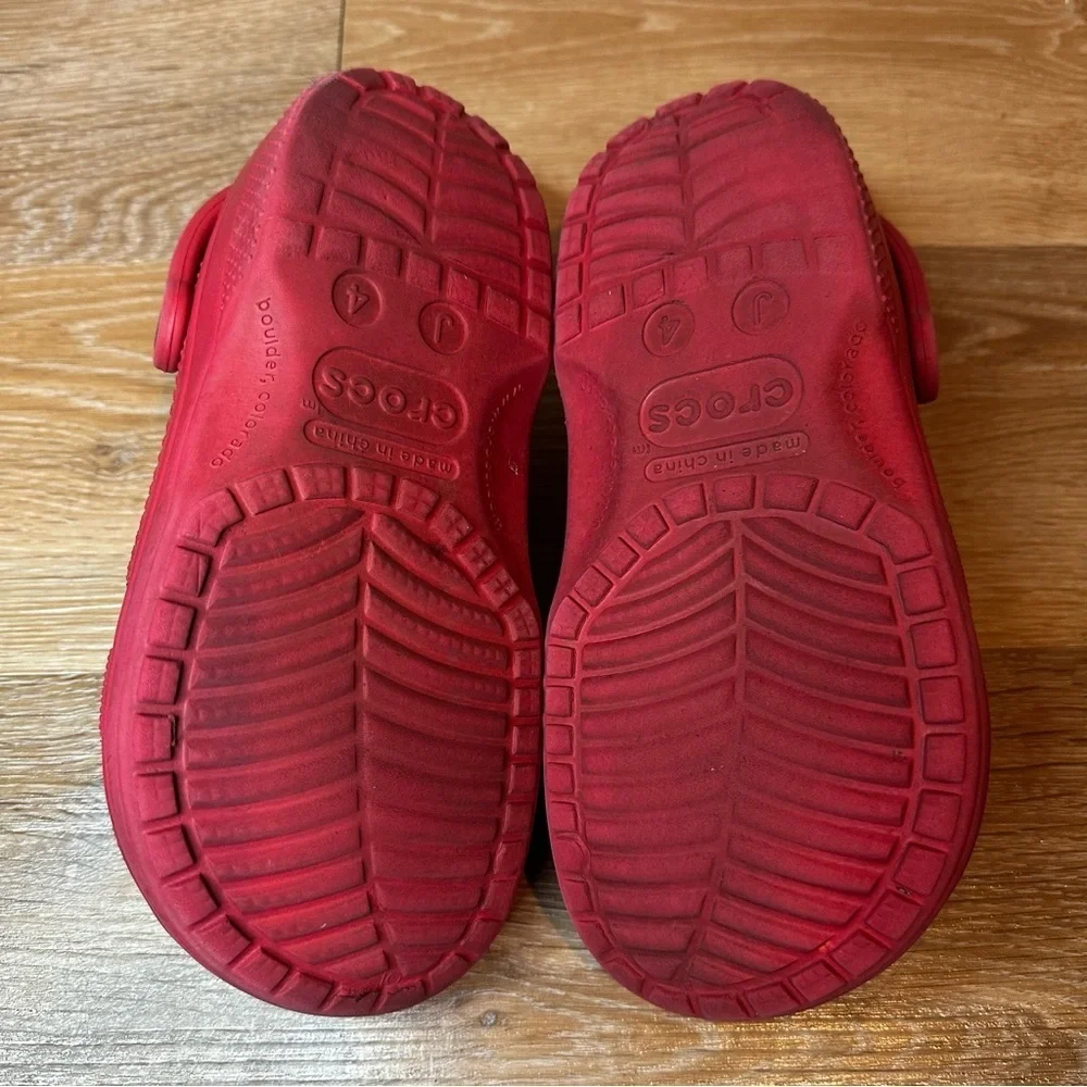 Crocs Big Kids Red Classic Clog Slip On, Size 4